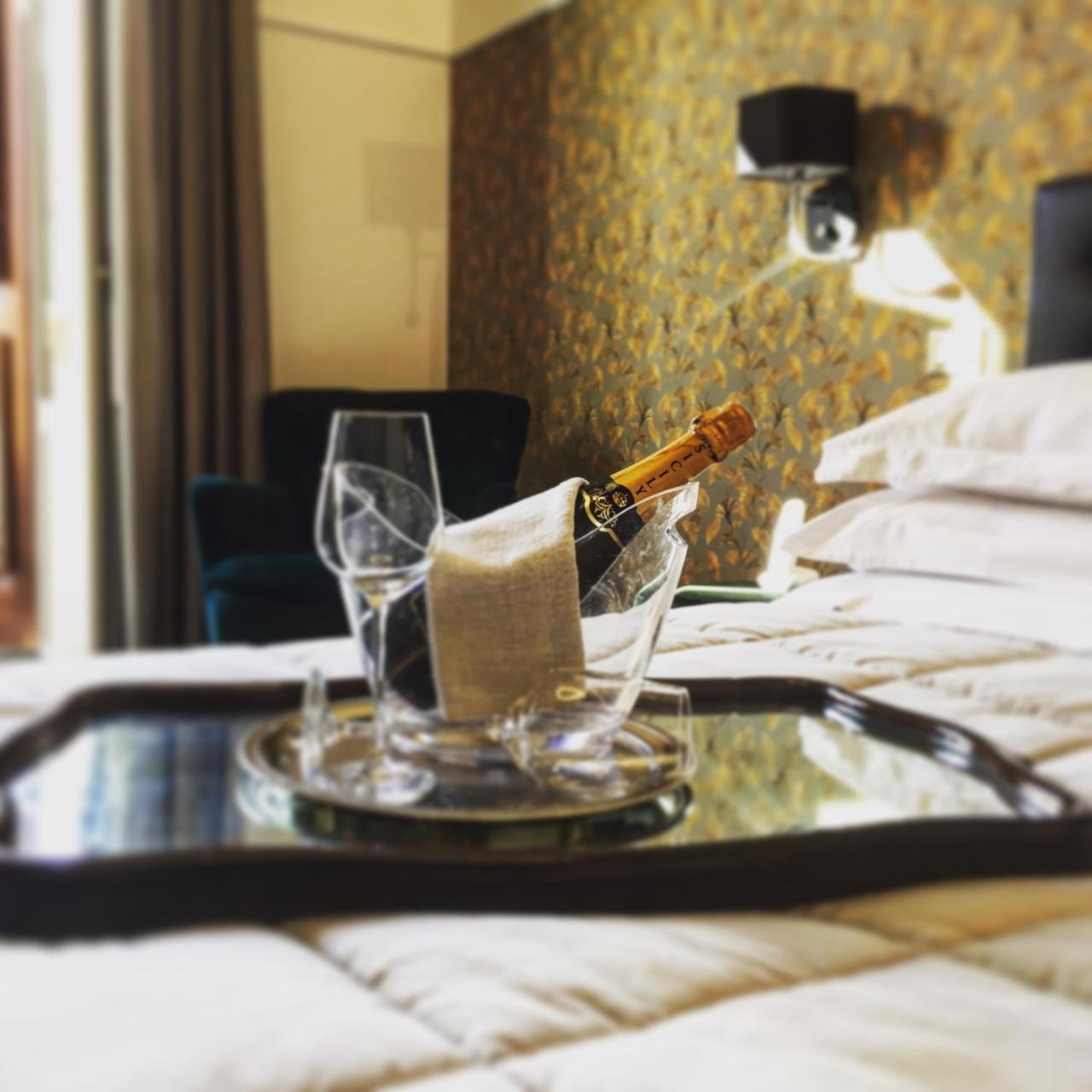 Manzoni 46 - Ospitalita Siciliana Bed & Breakfast Milazzo Eksteriør bilde